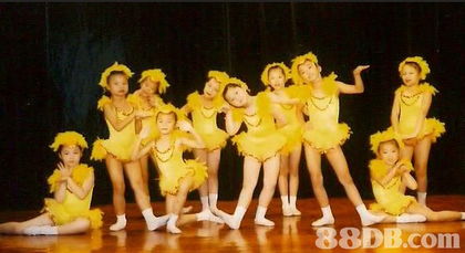 黄日芝芭蕾舞学校提供成人芭蕾舞班,芭蕾舞教学,芭蕾舞考试班等服务